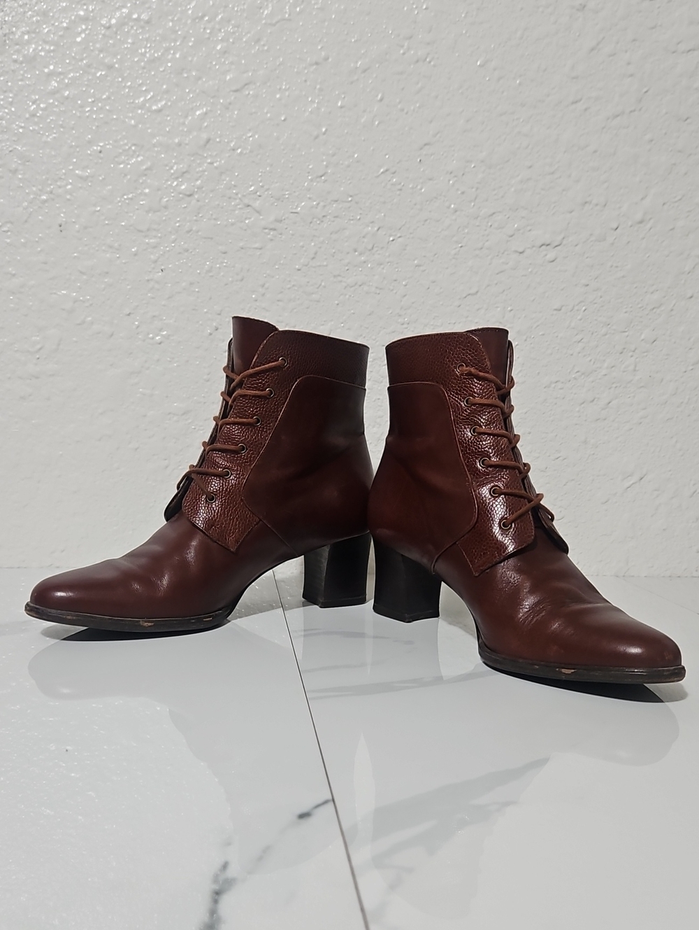 BALLY Italian Leather Vintage Lace Up Granny Boots Size 38.5 (US 8) - Picture 4 of 11